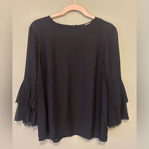 J. McLaughlin Black Pleated Bell Flutter Sleeve Blouse Silk Blend Black Medium
